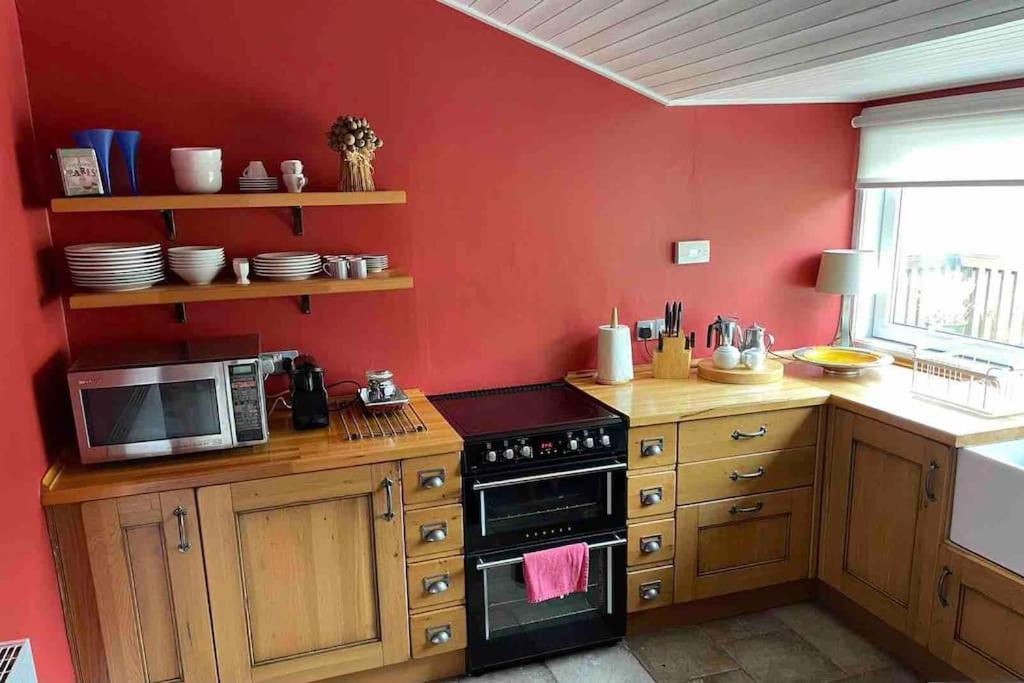 Viking Cottage Arrochar Extérieur photo